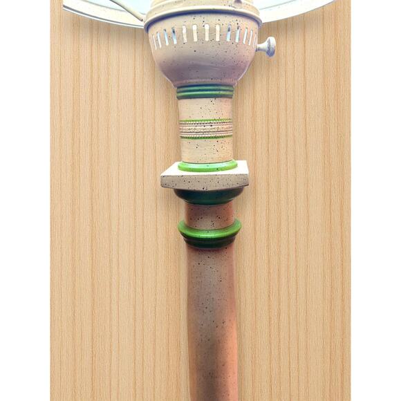 Vintage Aladdin Style Alacite Lamp with Green Trim and Speckled Shade Electric - Picture 3 of 13